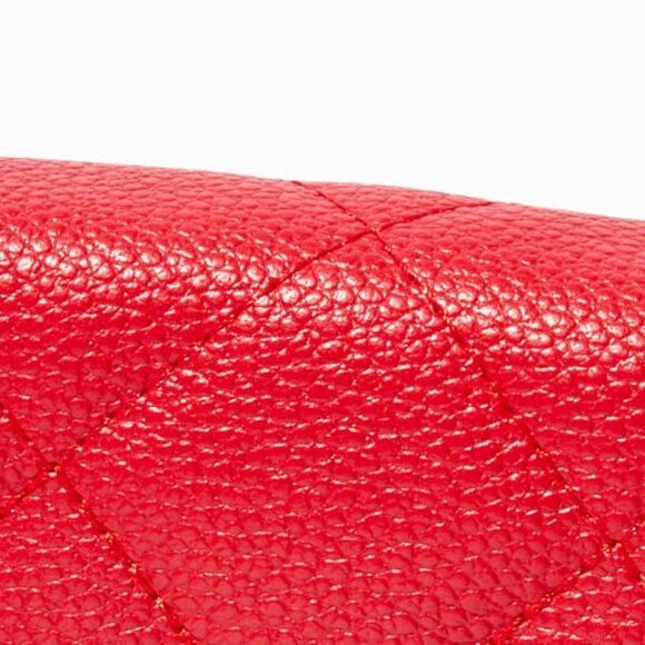 Claire's Faux Leather Valentine's Day Heart Quilted Credit Card Case Wallet - Picture 4 of 5